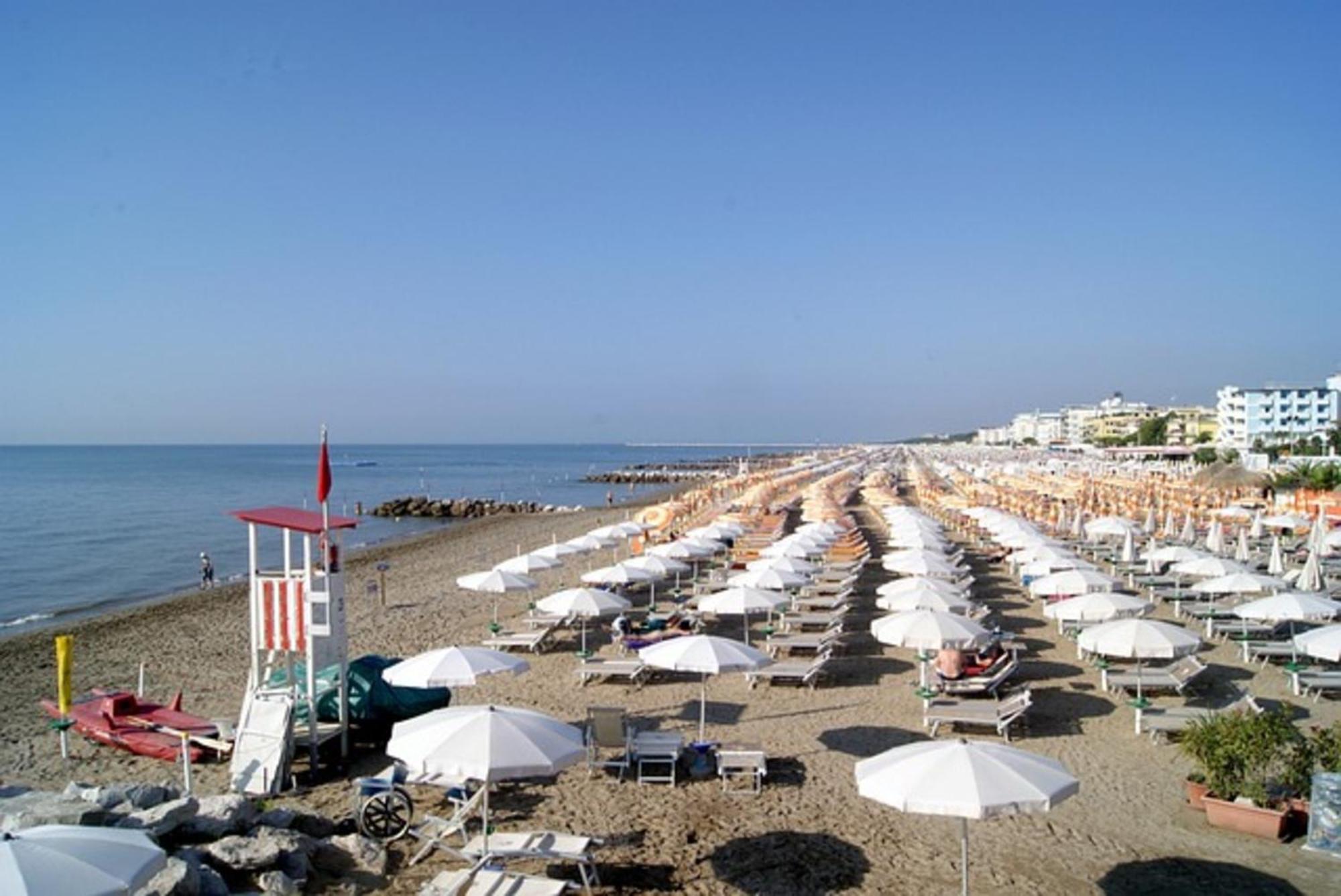 Comfortable Flat Close To The Beach - Beahost Apartment Caorle Exterior foto